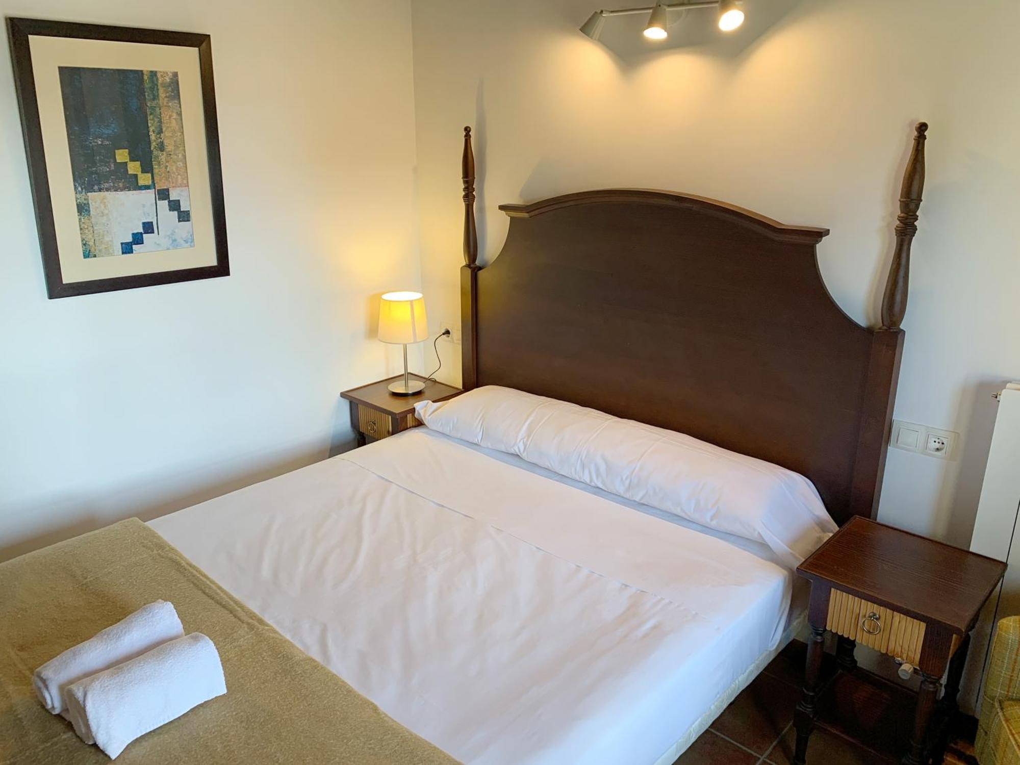 Apartamentos Jaca Mirador De Badaguas 3000 エクステリア 写真