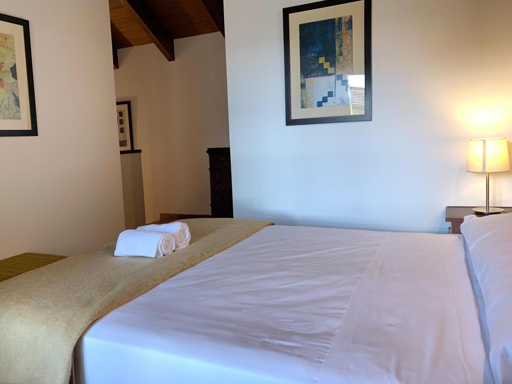 Apartamentos Jaca Mirador De Badaguas 3000 エクステリア 写真
