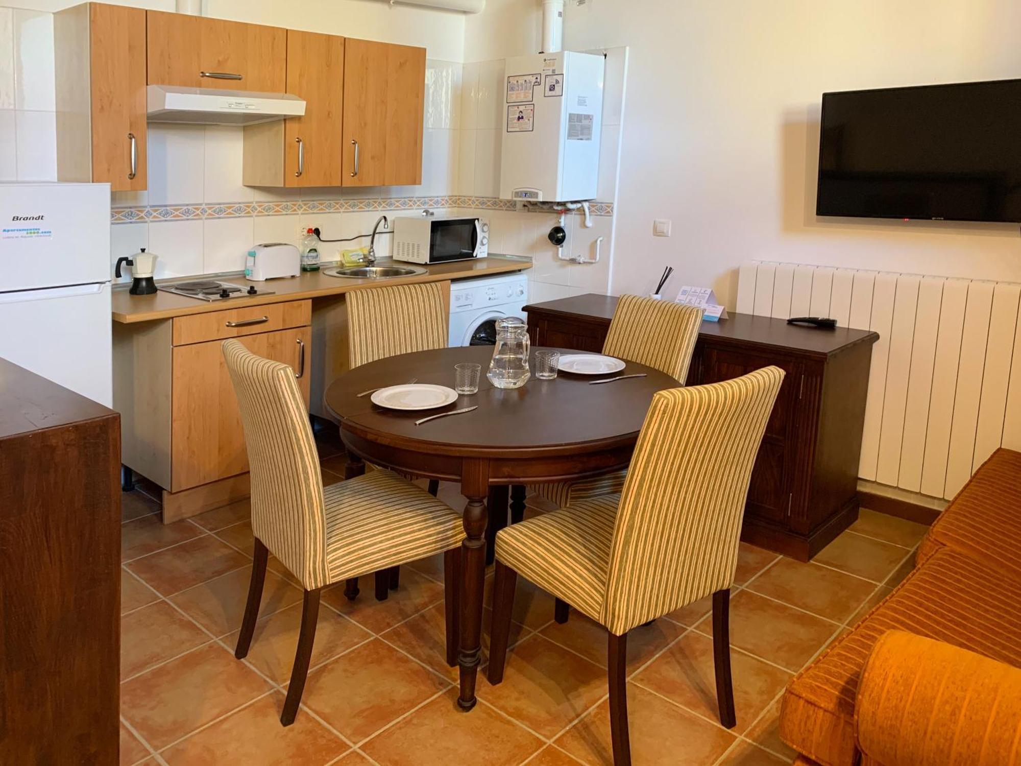 Apartamentos Jaca Mirador De Badaguas 3000 エクステリア 写真