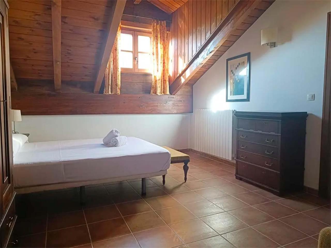 Apartamentos Jaca Mirador De Badaguas 3000 エクステリア 写真