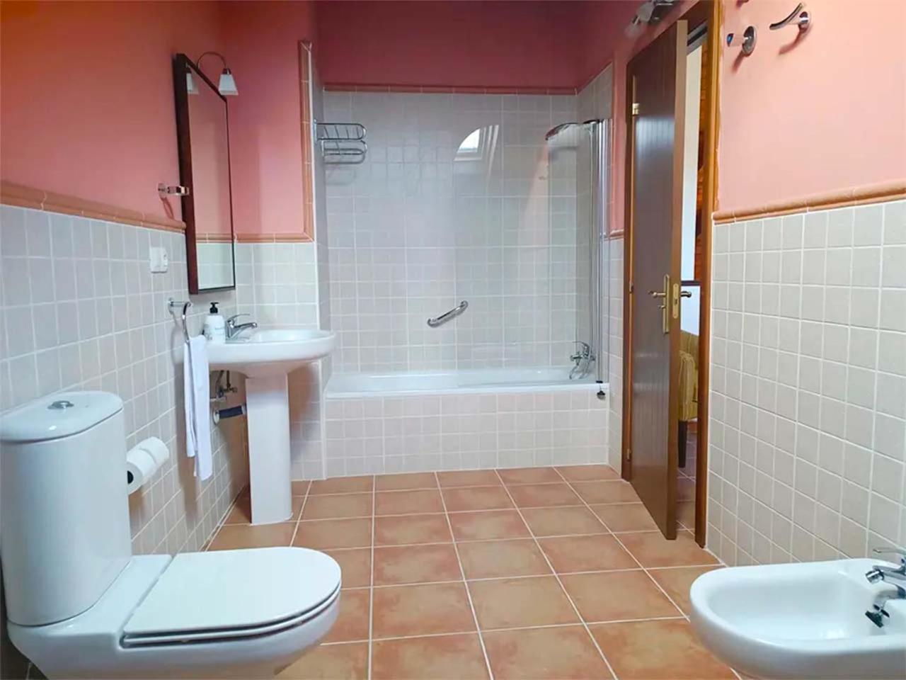 Apartamentos Jaca Mirador De Badaguas 3000 エクステリア 写真