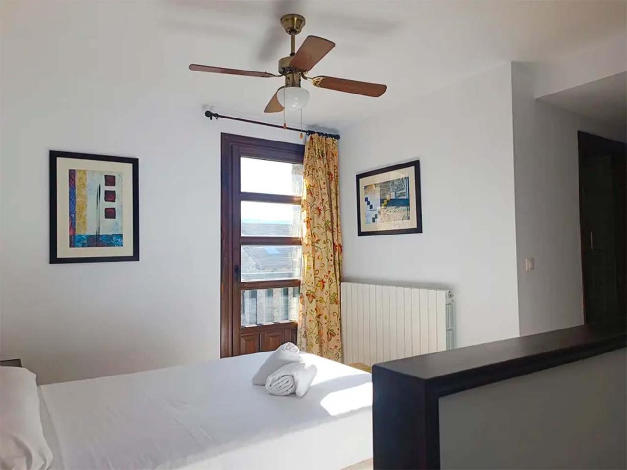 Apartamentos Jaca Mirador De Badaguas 3000 エクステリア 写真